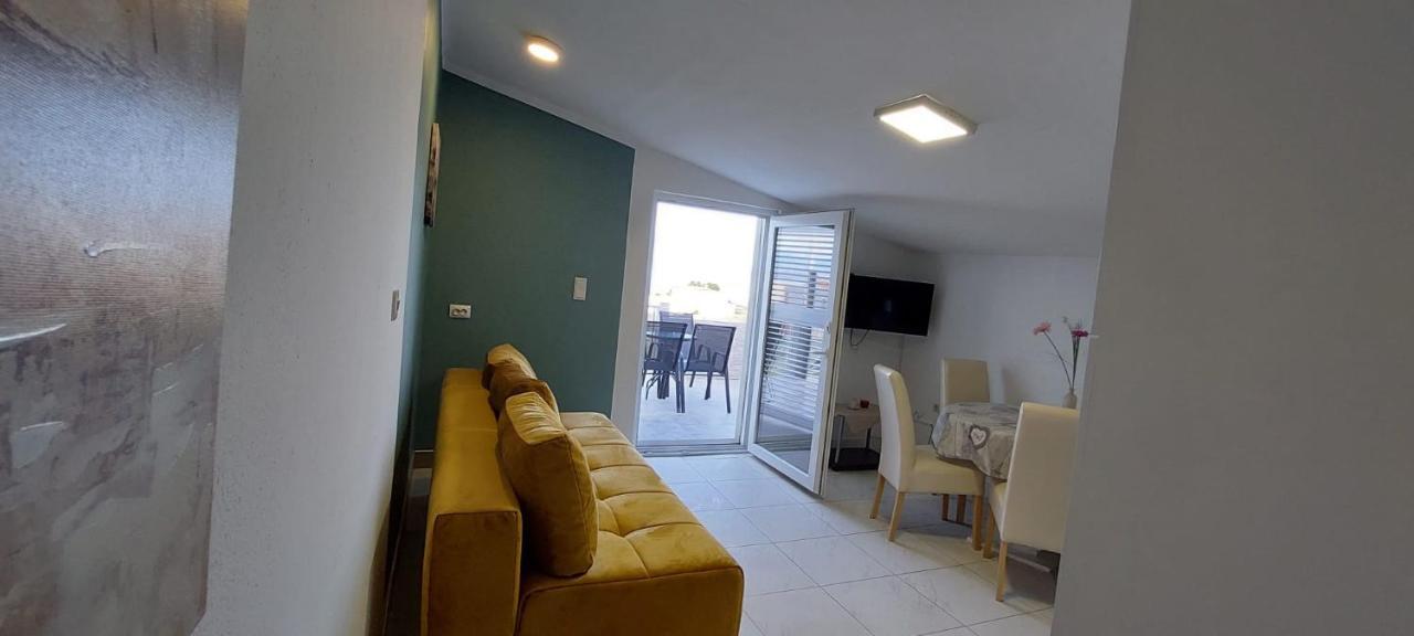 Apartmani Fran 维尔 外观 照片