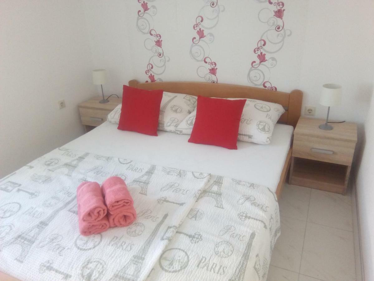 Apartmani Fran 维尔 外观 照片